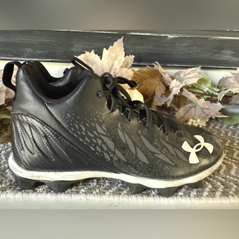 Under Armour Black and White Football Cleats.
